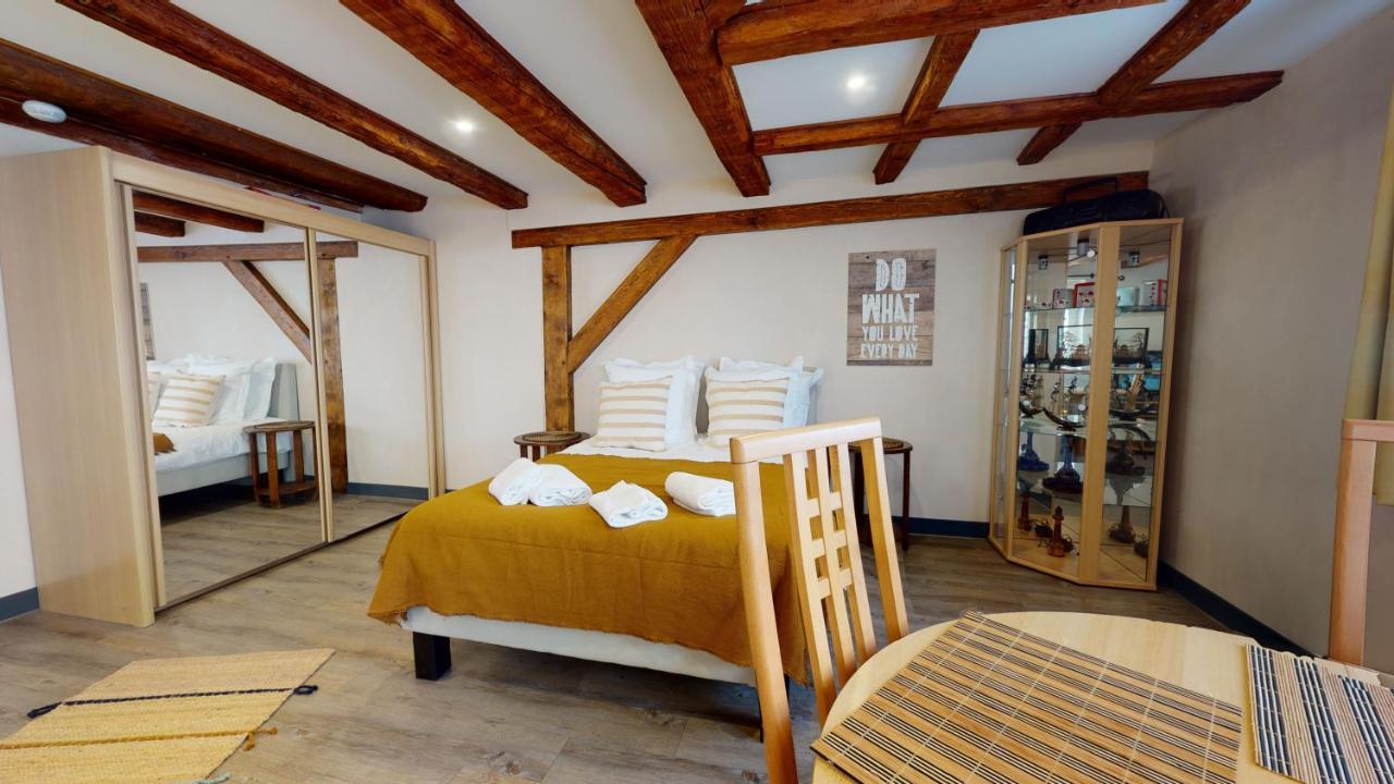 Ferienwohnung Aux Bijoux De Colmar - 1 Parking Gratuit Exterior foto